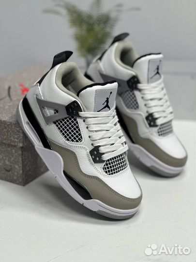 Кроссовки Nike Air Jordan 4