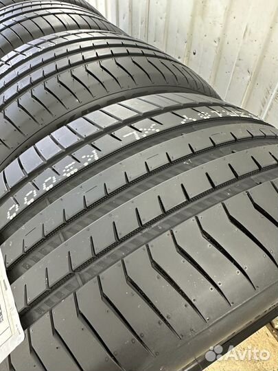 Kapsen K3000 255/40 R21 и 285/35 R21