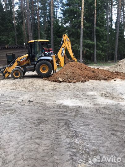 Экскаватор-погрузчик JCB