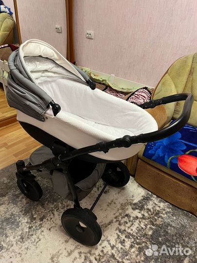 Прогулочная коляска zippy 2в1