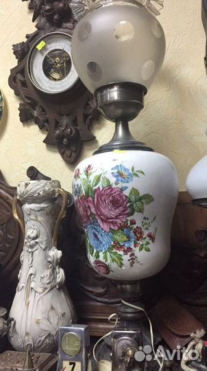 Лампа настольная