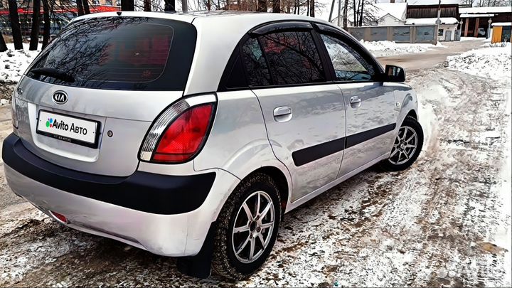 Kia Rio 1.4 AT, 2006, 220 000 км