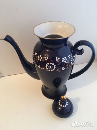 Кофейник фарфоровый, СССР. Кобальт с позолотой