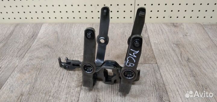 Блок вилок кпп Volkswagen Jetta 6 (2010-2015)