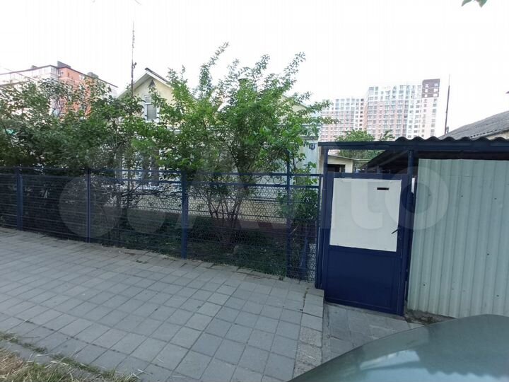 Дом 55 м² на участке 4 сот.