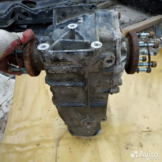 Редуктор задний Audi A8 D3