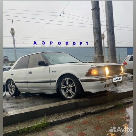 Toyota Crown 2.0 AT, 1990, 350 000 км