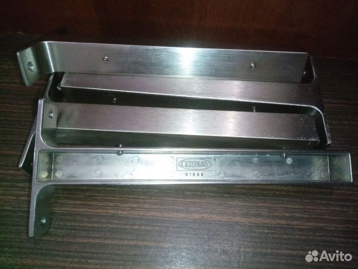 Крепеж для полок