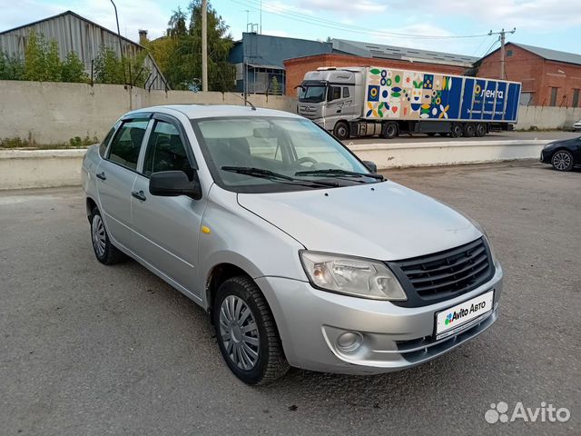 ВАЗ (LADA) Granta 1.6 MT, 2014, 189 000 км с пробегом, цена 430000 руб.