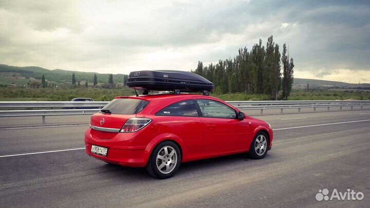 Автобокс на Opel Astra H Магнум 390 черный карбон