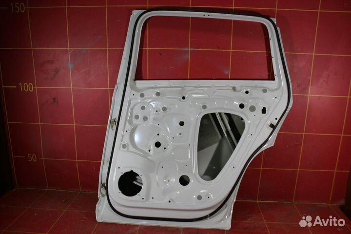 Дверь задняя правая Skoda Kodiaq