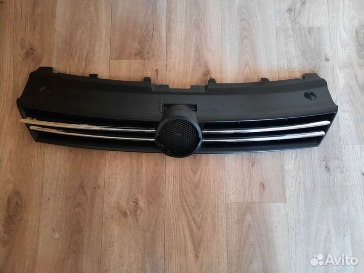 Решетка радиатора Volkswagen Polo