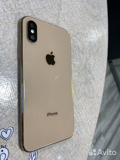 iPhone Xs, 64 ГБ