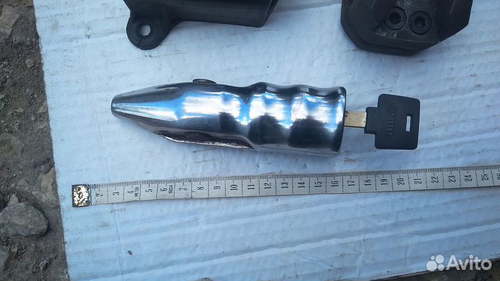 Блокиратор рулевого вала