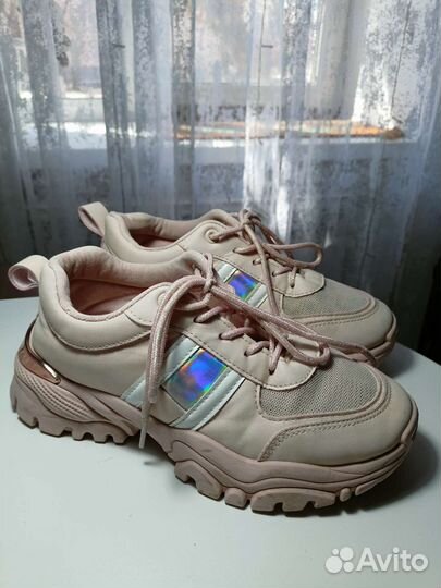 Кроссовки для девочки 35 размер