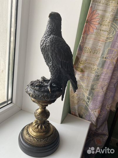 Бронзовая птица