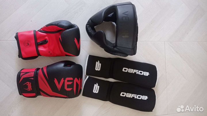 Перчатки шлем защита 10 OZ