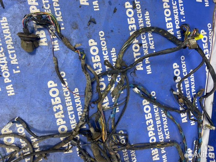 Проводка салона Mitsubishi Pajero 2 внедорожник