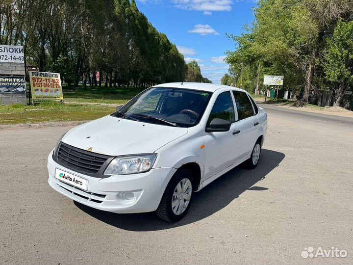 LADA Granta 1.6 МТ, 2015, 135 000 км