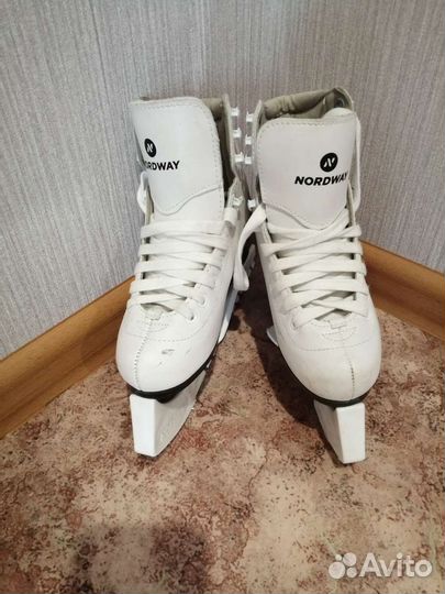 Коньки фигурные