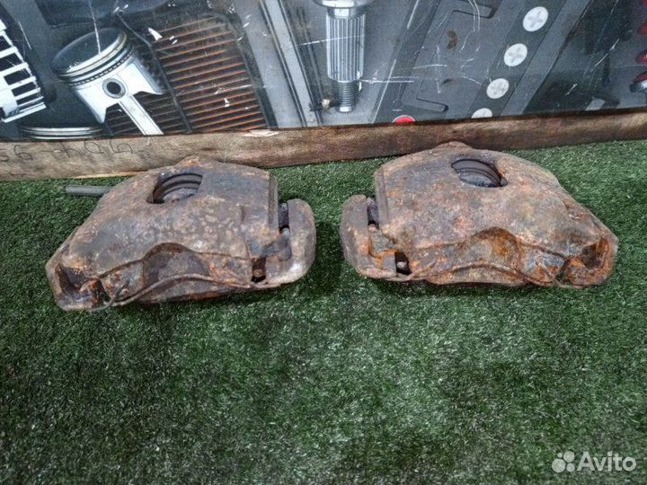 Суппорт тормозной передний Ford Fusion 1.4 fxja