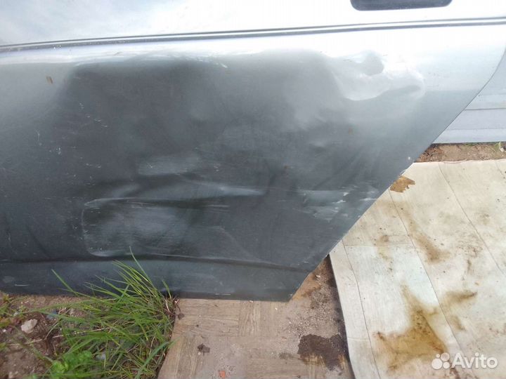 Дверь задняя левая priora
