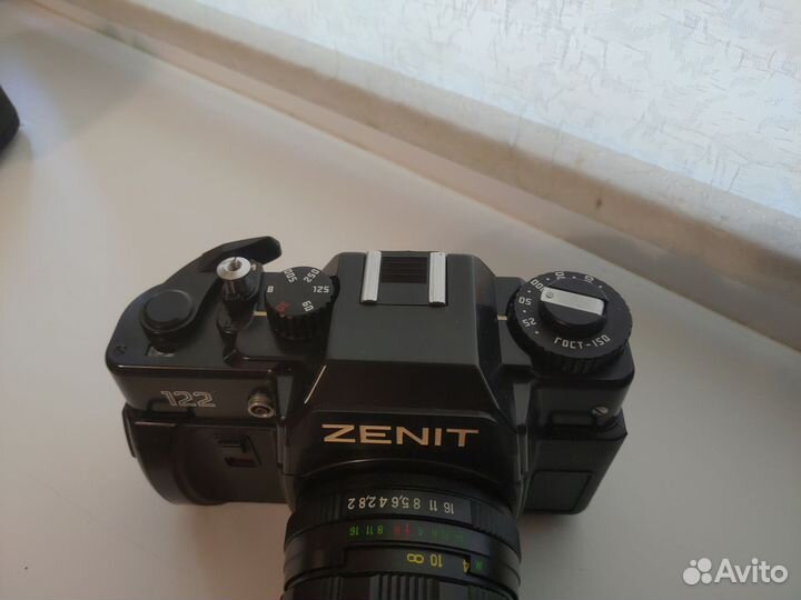 Коллекция плёночных фотоаппаратов Zenit (СССР)