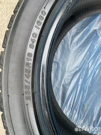 Yokohama 104ZR 2.25/35 R18 19