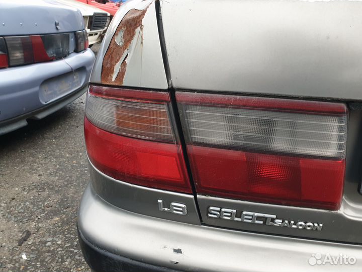 Фонарь toyota corona