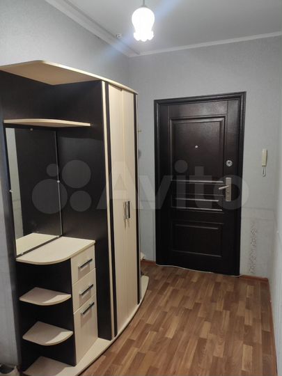 2-к. квартира, 56,7 м², 1/17 эт.