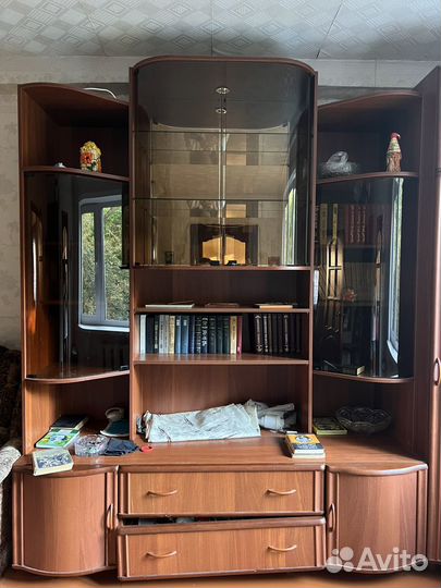 Стенка в гостиную бу