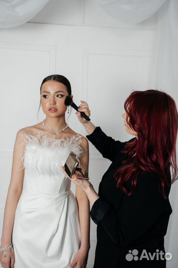 Макияж и прическа