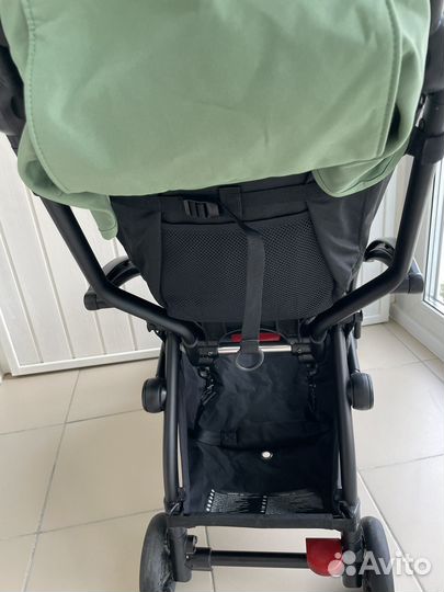 Прогулочная коляска yoya