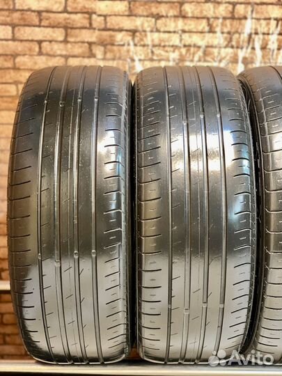 Nexen N'Fera SU1 215/55 R17