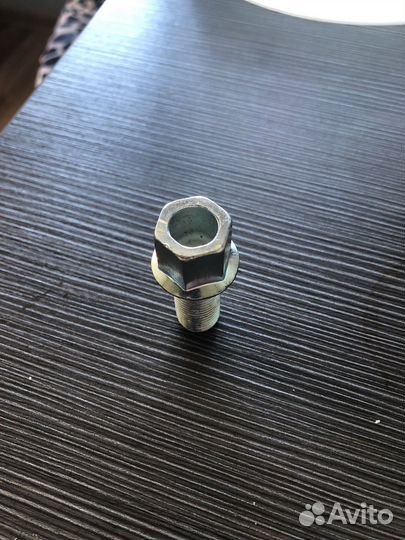 Колесные болт volkswagen