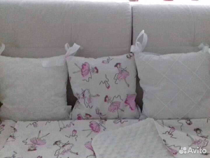 Комплект в кроватку для новорожденного