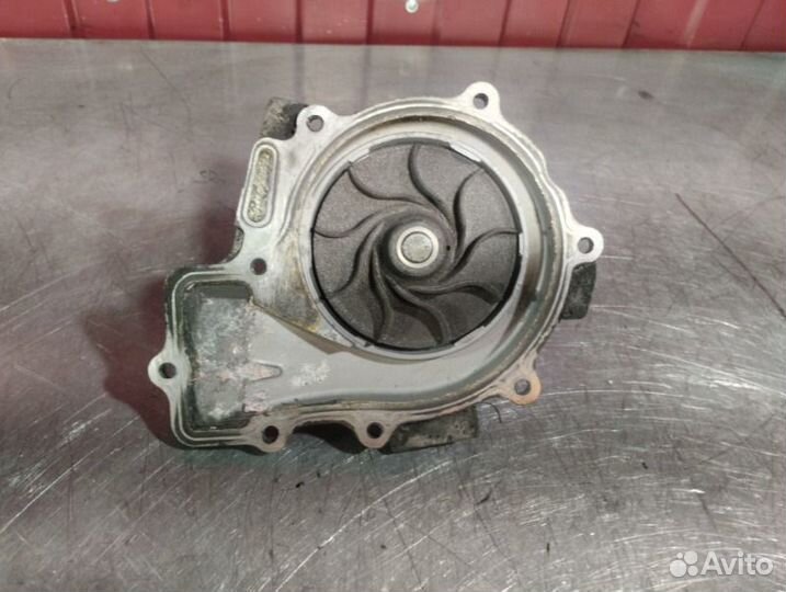 Помпа Mercedes Sprinter W906 OM651 2.2 CDI 2016