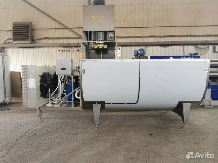 Охладитель молока 200л открытый танк молочный