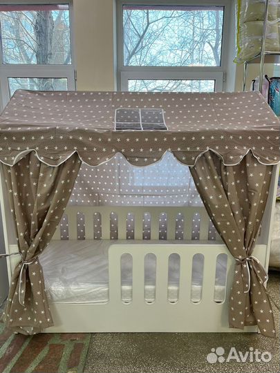 Шторки с балдахином для кроватки Домик (новая)