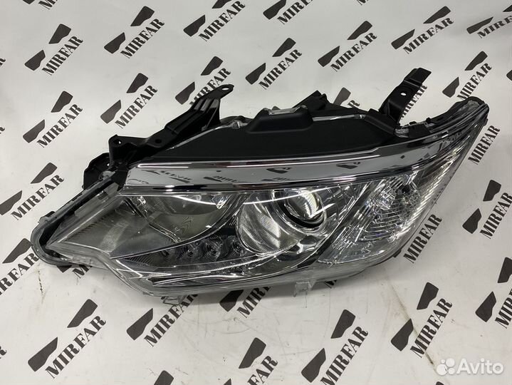 Фара левая Toyota Camry XV50 2014-2018 Рестайлинг