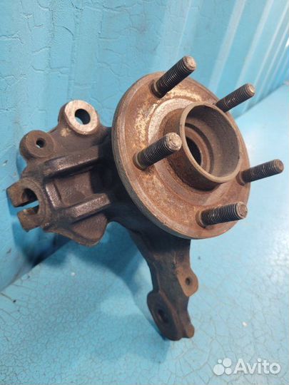 Кулак поворотный передний левый Ford Focus 3 iqdb