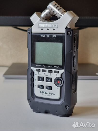 Рекордер Zoom H4n Pro