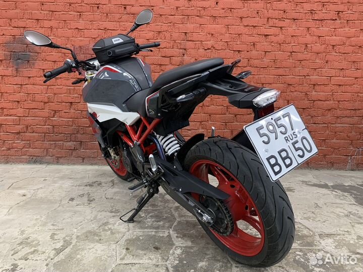 Мотоцикл BMW G310R