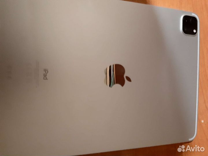 Продам iPad 11 pro (128 гб), 2021 г