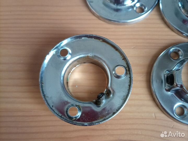 Крепление поручня к стене, для трубы 25 мм