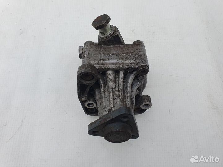 Насос гидроусилителя BMW e36 M51