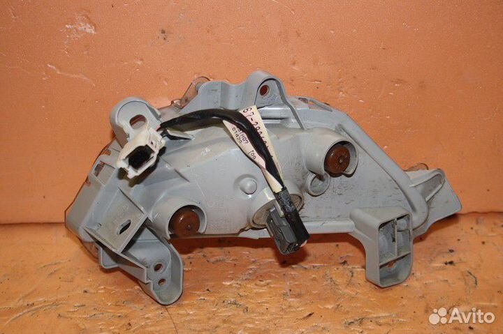 Указатель поворота правый mazda 3 (BM) 2013- 2016