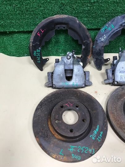 Комплект тормозов передний Volvo S40 MS43 B4204S3