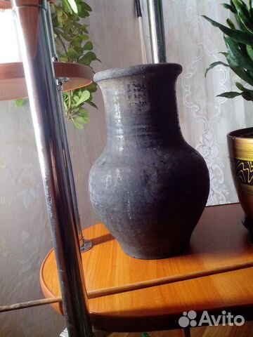 Глиняный кувшин