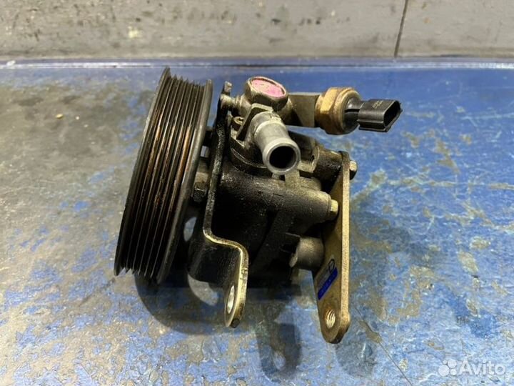 Гур Nissan X-Trail T30 QR25DE 2.5